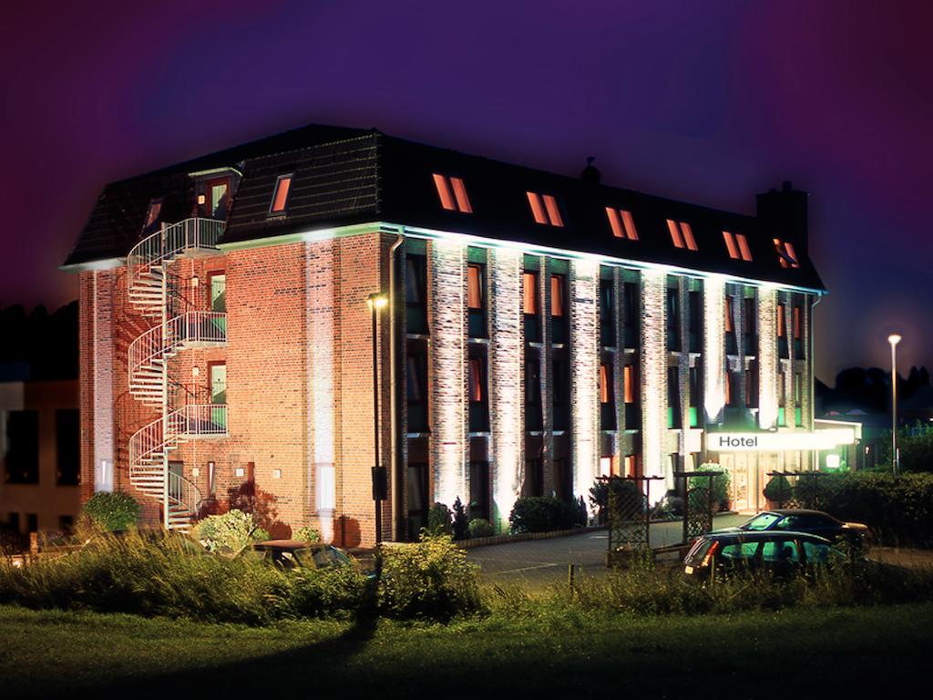Itm Entree Glinde Restaurant & Tagungshotel Екстер'єр фото
