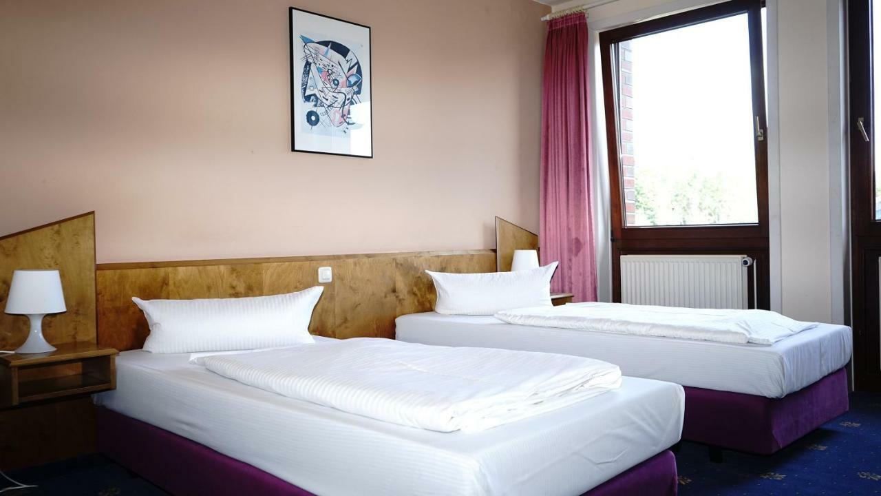 Itm Entree Glinde Restaurant & Tagungshotel Екстер'єр фото